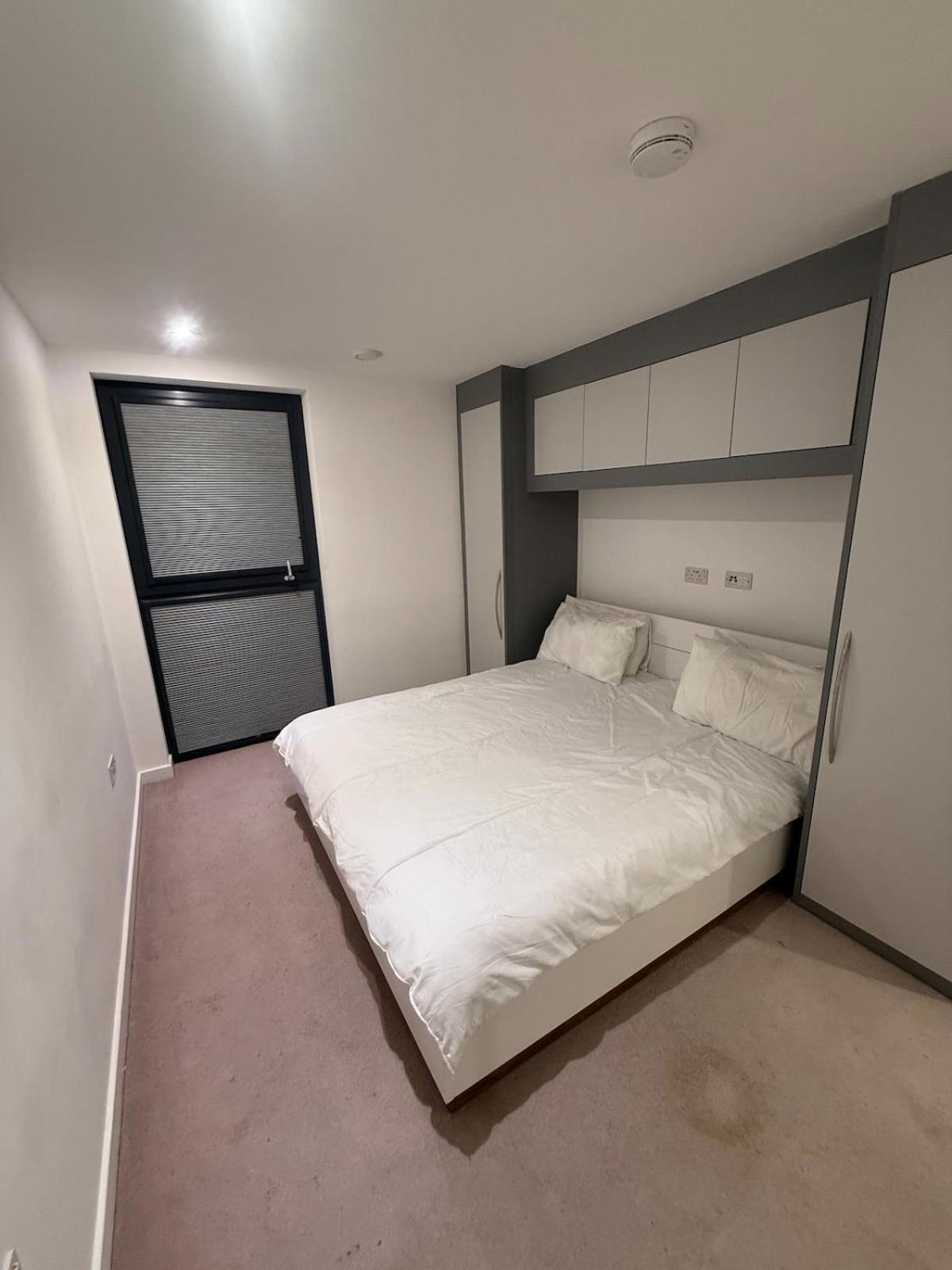 New 2 Bed Apartment Greenwich Londýn Exteriér fotografie