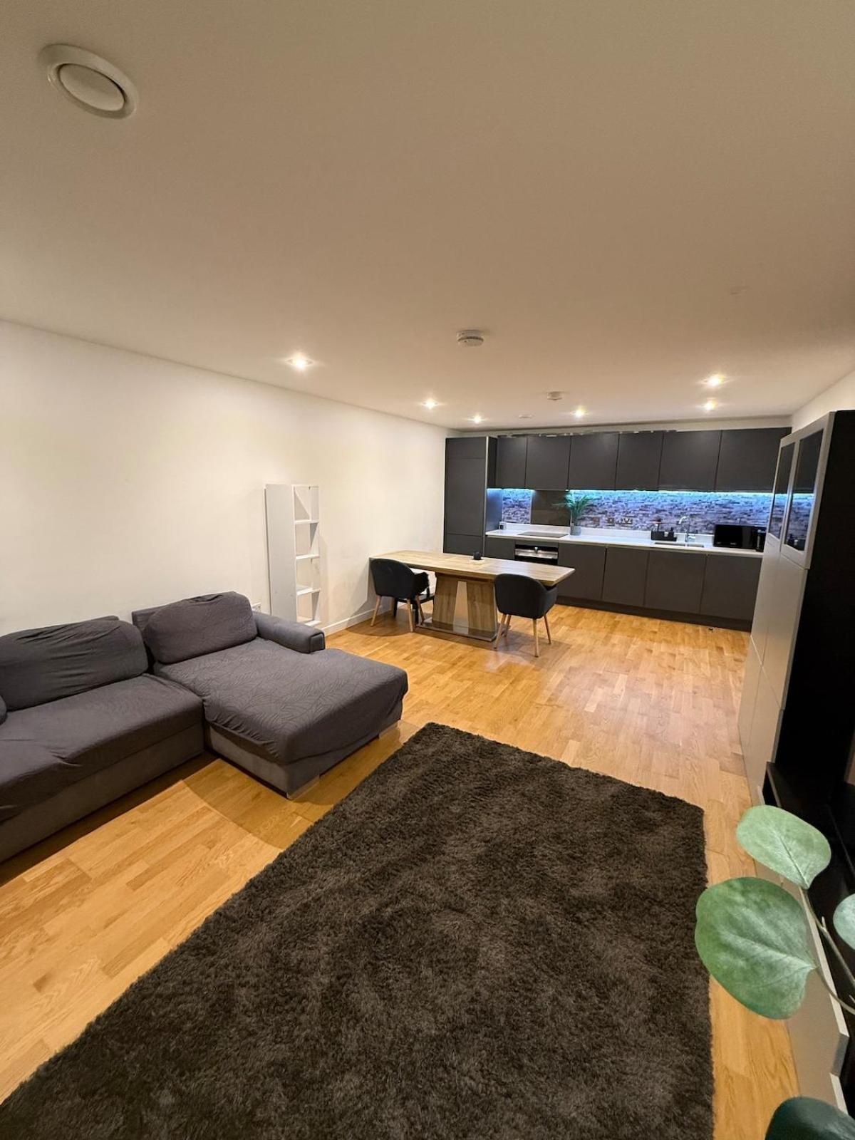 New 2 Bed Apartment Greenwich Londýn Exteriér fotografie